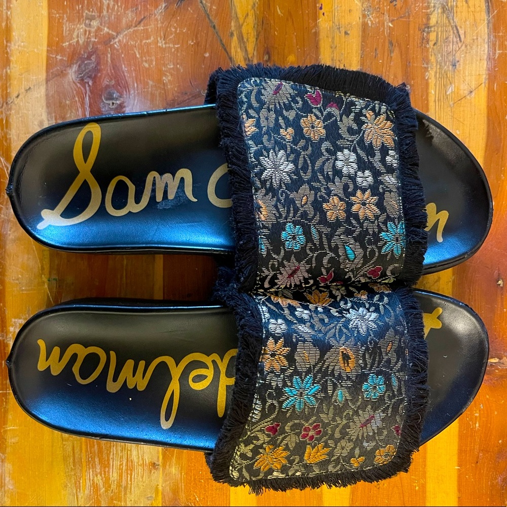 SAM EDELMAN SLIDES